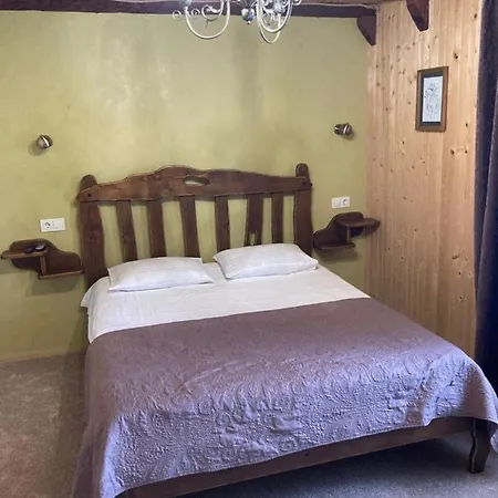 Adelis Holiday park Yaremche